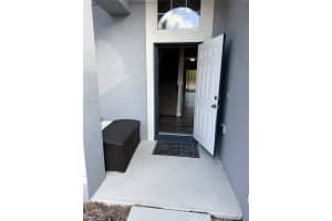 909 MEADOW GLADE DRIVE, RUSKIN, FL 33570 - MLS#MFRTB8470643