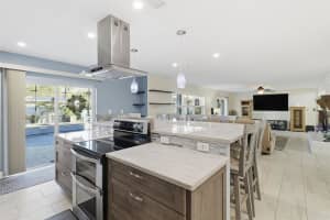 2551 CASILLA WAY, ST PETERSBURG, FL 33712 - MLS#MFRTB8470658