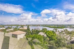 1200 E Peppertree Ln #602, SARASOTA