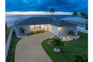 1909 Gulfview Dr, HOLIDAY 1909 Gulfview Dr, HOLIDAY