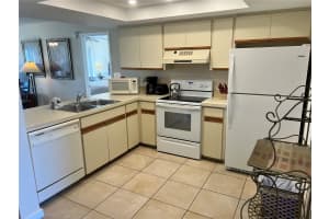 1001 POINT OF ROCKS ROAD, SARASOTA, FL 34242 - MLS#MFRTB8470757