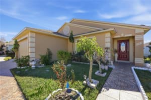 1123 EPSON OAKS WAY, ORLANDO, FL 32837 - MLS#MFRTB8470758