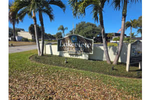 14130 Rosemary Ln #2208, LARGO