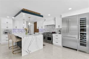 900 31ST AVENUE, ST PETERSBURG, FL 33704 - MLS#MFRTB8470824