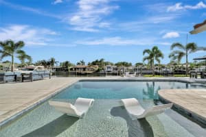 1901 KANSAS AVENUE, ST PETERSBURG, FL 33703 - MLS#MFRTB8470878