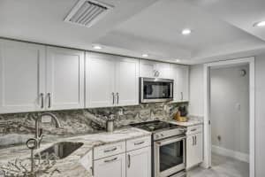 6046 PEPPERTREE WAY, SARASOTA, FL 34242 - MLS#MFRTB8470914