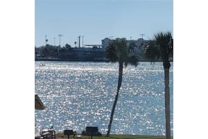 4550 COVE CIRCLE, ST PETERSBURG, FL 33708 - MLS#MFRTB8470928