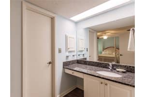 6061 PEPPERTREE WAY, SARASOTA, FL 34242 - MLS#MFRTB8470936