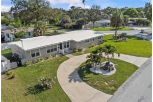 327 Sunny Ln, BELLEAIR 327 Sunny Ln, BELLEAIR