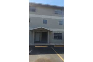 14460 Reuter Strasse Cir #718 Tampa, FL 33613 - Off Market