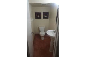 14460 Reuter Strasse Cir #718 Tampa, FL 33613 - Off Market