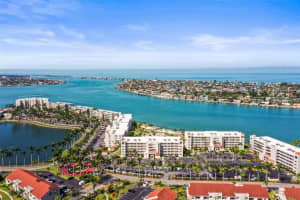 5901 Bahia Del Mar Cir #124, ST PETERSBURG