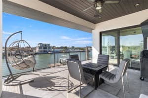 7966 1ST AVENUE, ST PETERSBURG, FL 33707 - MLS#MFRTB8471037