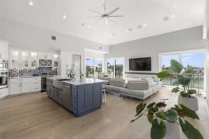 7966 1ST AVENUE, ST PETERSBURG, FL 33707 - MLS#MFRTB8471037