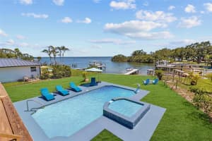 380 COLONY POINT ROAD, ST PETERSBURG, FL 33705 - MLS#MFRTB8471040