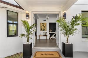 380 COLONY POINT ROAD, ST PETERSBURG, FL 33705 - MLS#MFRTB8471040