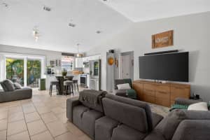 1688 TAYLOR LAKE CIRCLE, LARGO, FL 33778 - MLS#MFRTB8471064