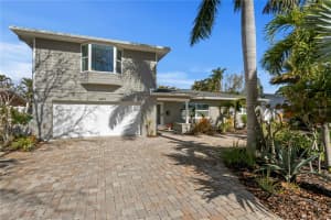 6604 BLUE HERON DRIVE, ST PETERSBURG, FL 33707 - MLS#MFRTB8471133
