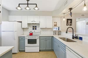 3001 58TH AVENUE, ST PETERSBURG, FL 33712 - MLS#MFRTB8471142