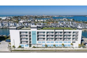 400 150TH AVENUE, MADEIRA BEACH, FL 33708 - MLS#MFRTB8471165