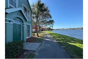 9820 LAKE CHASE ISLAND WAY, TAMPA, FL 33626 - MLS#MFRTB8471251