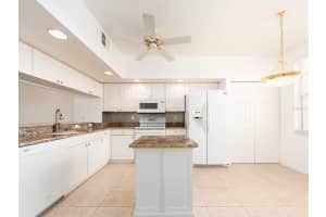 6550 SHORELINE DRIVE, ST PETERSBURG, FL 33708 - MLS#MFRTB8471256