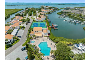 8714 COVE COURT, TAMPA, FL 33615 - MLS#MFRTB8471294