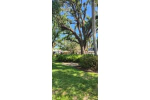 219 24TH STREET, BRADENTON, FL 34205 - MLS#MFRTB8471399