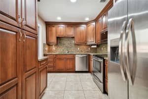 4002 MULLEN AVENUE, TAMPA, FL 33609 - MLS#MFRTB8471476