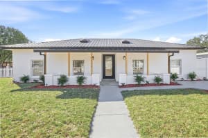 6529 S West Shore Cir, TAMPA