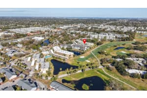 225 Country Club Dr #d239, LARGO