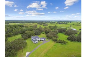 13711 Lussier Ln, SPRING HILL