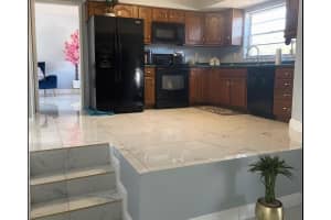 7501 TWELVE OAKS BOULEVARD, TAMPA, FL 33634 - MLS#MFRTB8471598