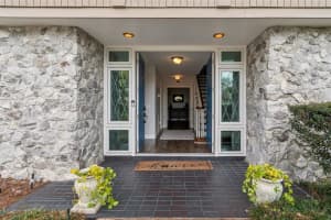 11713 PHOENIX CIRCLE, TAMPA, FL 33618 - MLS#MFRTB8471694