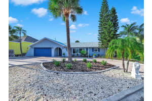 6344 COTTONWOOD LANE, APOLLO BEACH, FL 33572 - MLS#MFRTB8471698