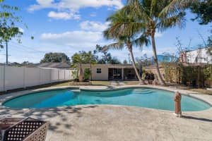 805 LINCOLN AVENUE, TAMPA, FL 33609 - MLS#MFRTB8471712