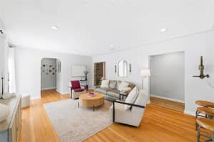 519 27TH AVENUE, ST PETERSBURG, FL 33704 - MLS#MFRTB8471731