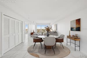 125 ISLAND WAY, CLEARWATER BEACH, FL 33767 - MLS#MFRTB8471798