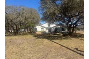 8320 SANDEN DRIVE, WESLEY CHAPEL, FL 33545 - MLS#MFRTB8471833