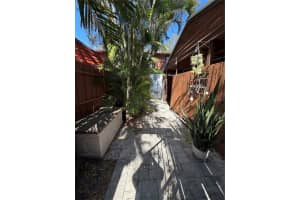 799 FAIRWOOD LANE, CLEARWATER, FL 33759 - MLS#MFRTB8471861