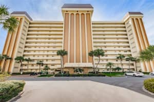 4525 COVE CIRCLE, ST PETERSBURG, FL 33708 - MLS#MFRTB8471873