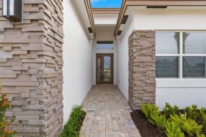 32616 NEROLI STREET, WESLEY CHAPEL, FL 33543 - MLS#MFRTB8471882