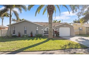 5702 Riddle Rd, HOLIDAY 5702 Riddle Rd, HOLIDAY