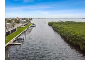 8829 Bay Pointe Dr #205, TAMPA