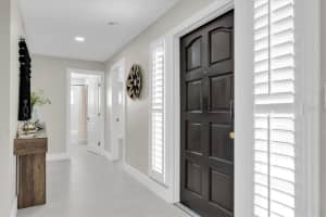 10100 PARADISE BOULEVARD, TREASURE ISLAND, FL 33706 - MLS#MFRTB8471948