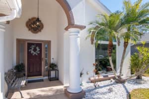 889 CRESTRIDGE CIRCLE, TARPON SPRINGS, FL 34688 - MLS#MFRTB8471957