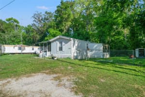 1940 CR 428, LAKE PANASOFFKEE, FL 33538 - MLS#MFRTB8471975