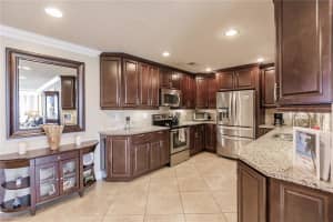 1055 PEPPERTREE DRIVE, SARASOTA, FL 34242 - MLS#MFRTB8472220