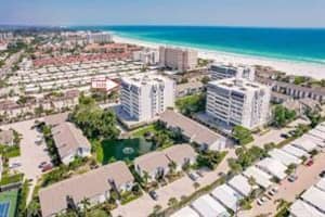 1055 W Peppertree Dr #405aa, SARASOTA