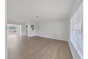 1701 LAURIE LANE, BELLEAIR, FL 33756 - MLS#MFRTB8472293